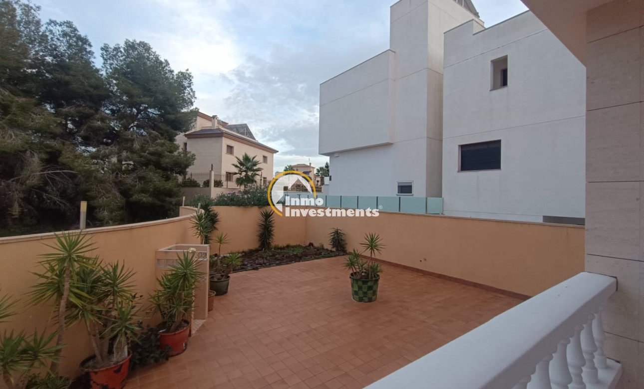 Resale - Villa - Villamartin