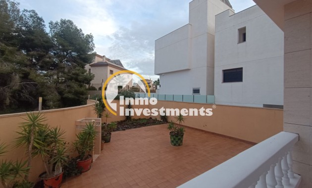 Resale - Villa - Villamartin