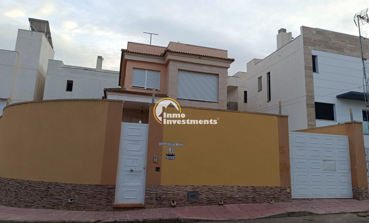 Resale - Villa - Villamartin