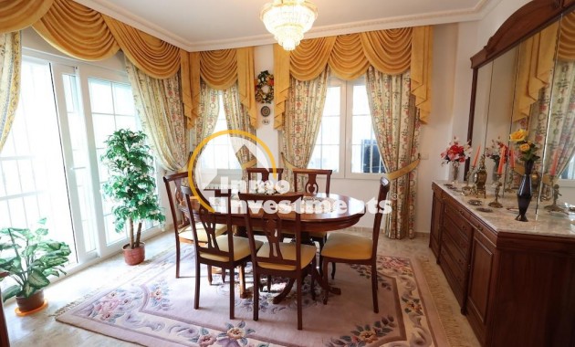 Resale - Villa - Villamartin - Las Filipinas