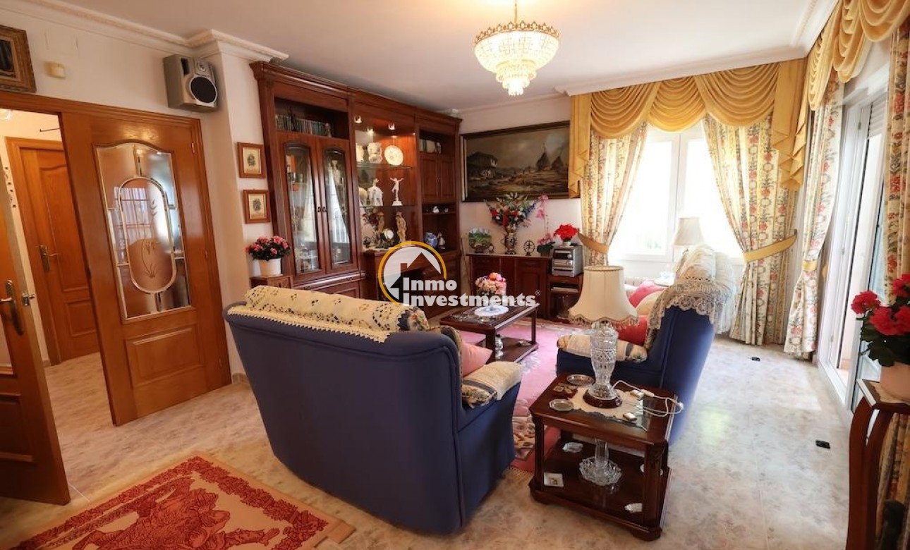 Resale - Villa - Villamartin - Las Filipinas