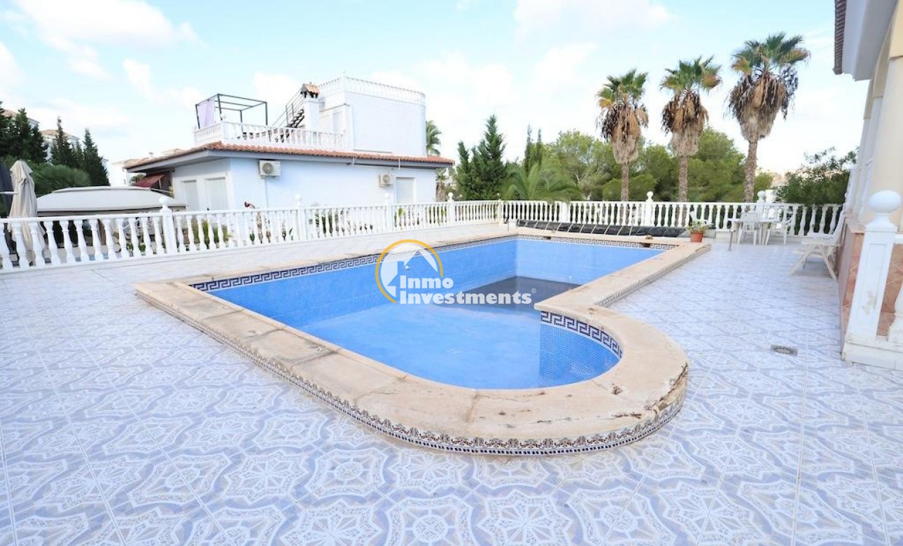 Resale - Villa - Villamartin - Las Filipinas