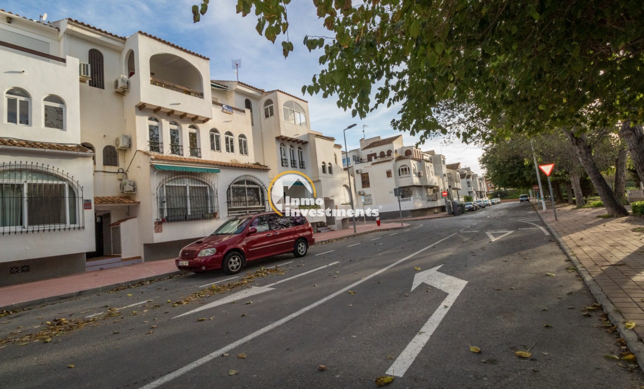 Resale - Apartment - Torrevieja - Beach