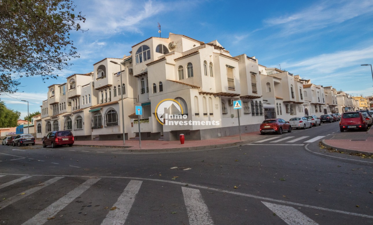 Resale - Apartment - Torrevieja - Beach