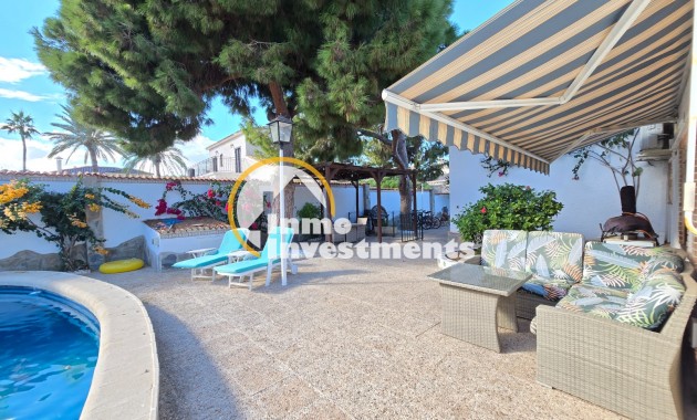 Till salu - Villa - Cabo Roig - Beachside