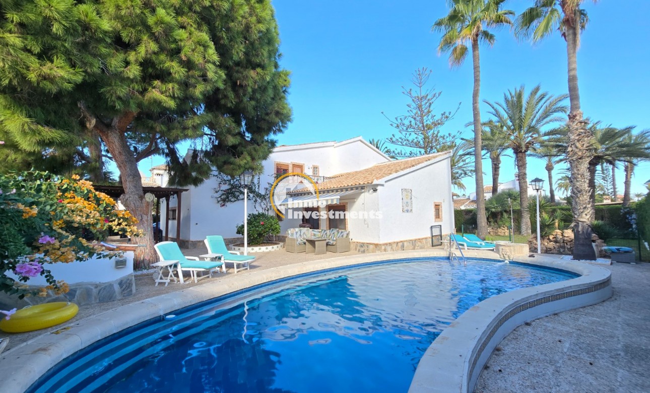 Till salu - Villa - Cabo Roig - Beachside