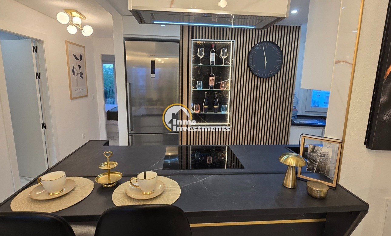 Resale - Apartment - Sucina