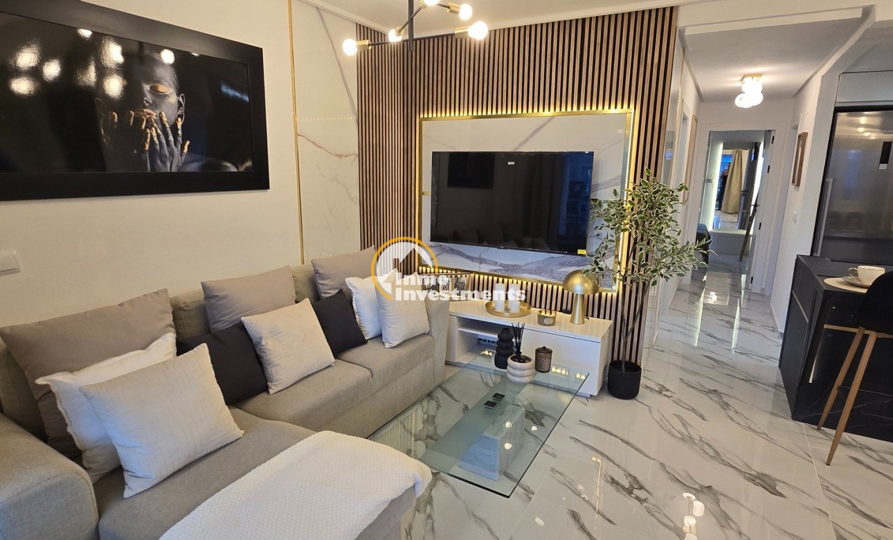 Resale - Apartment - Sucina