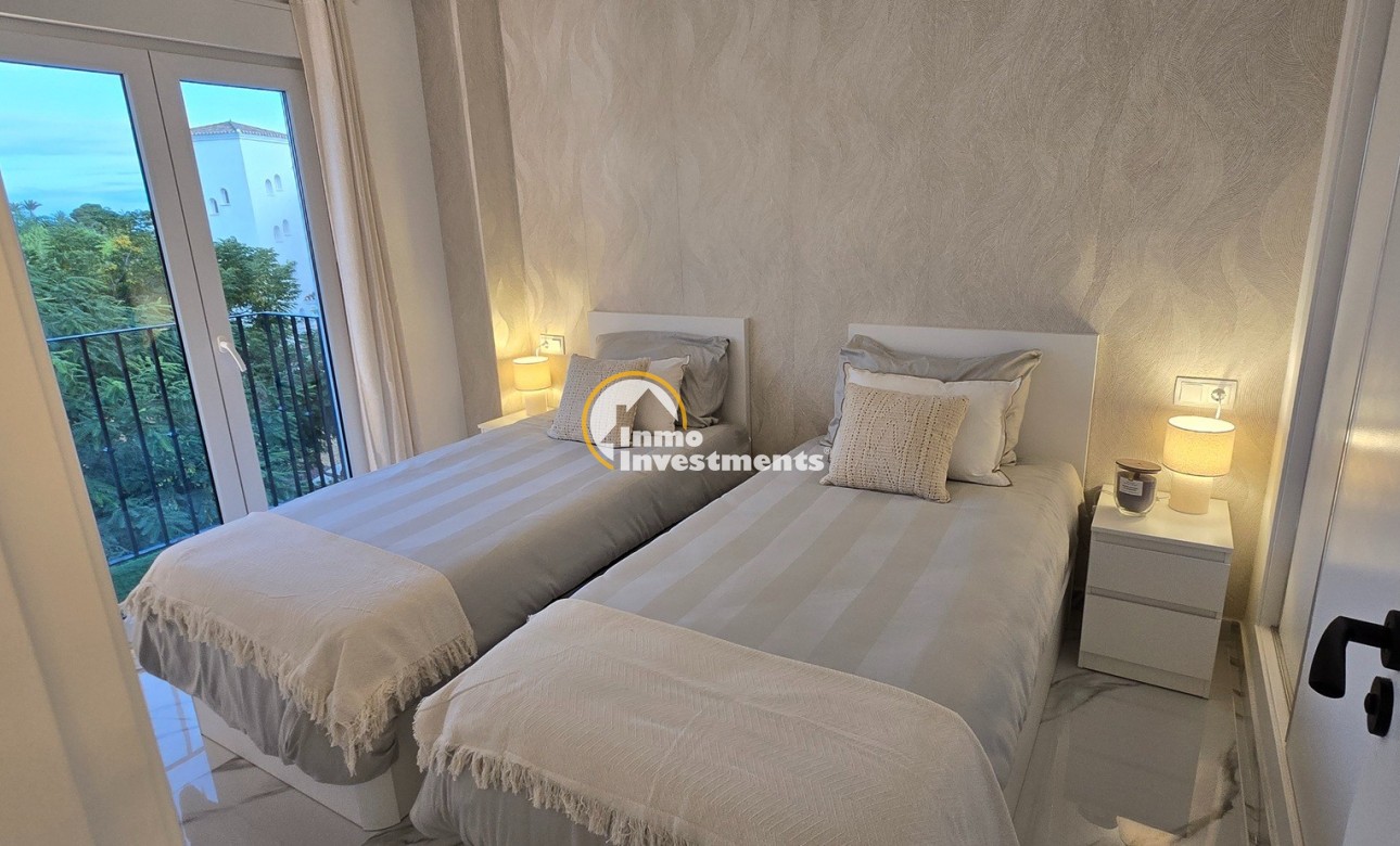 Resale - Apartment - Sucina