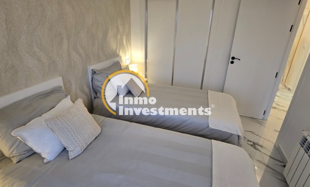 Resale - Apartment - Sucina