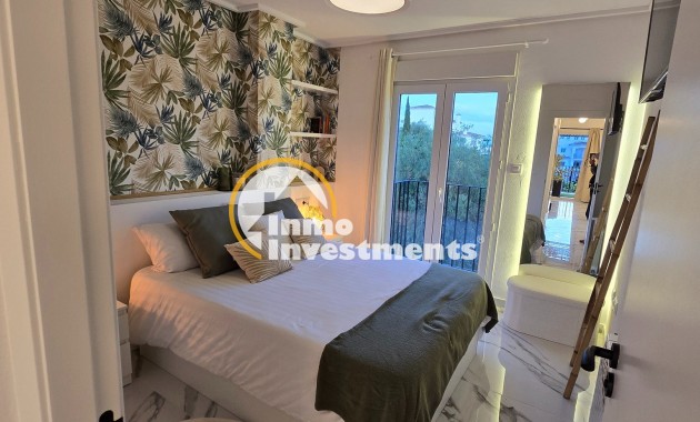 Resale - Apartment - Sucina