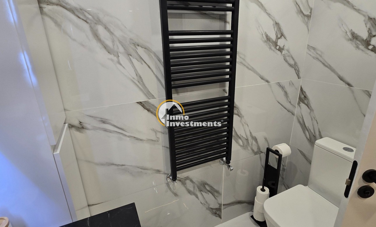 Resale - Apartment - Sucina