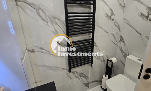 Resale - Apartment - Sucina