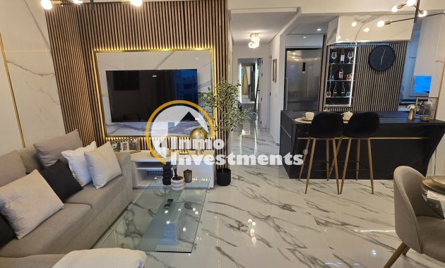 Resale - Apartment - Sucina