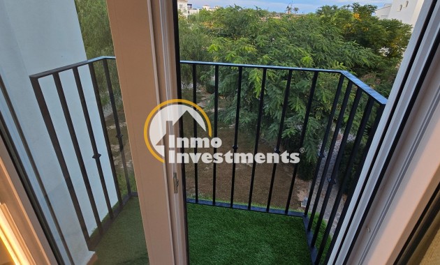 Resale - Apartment - Sucina