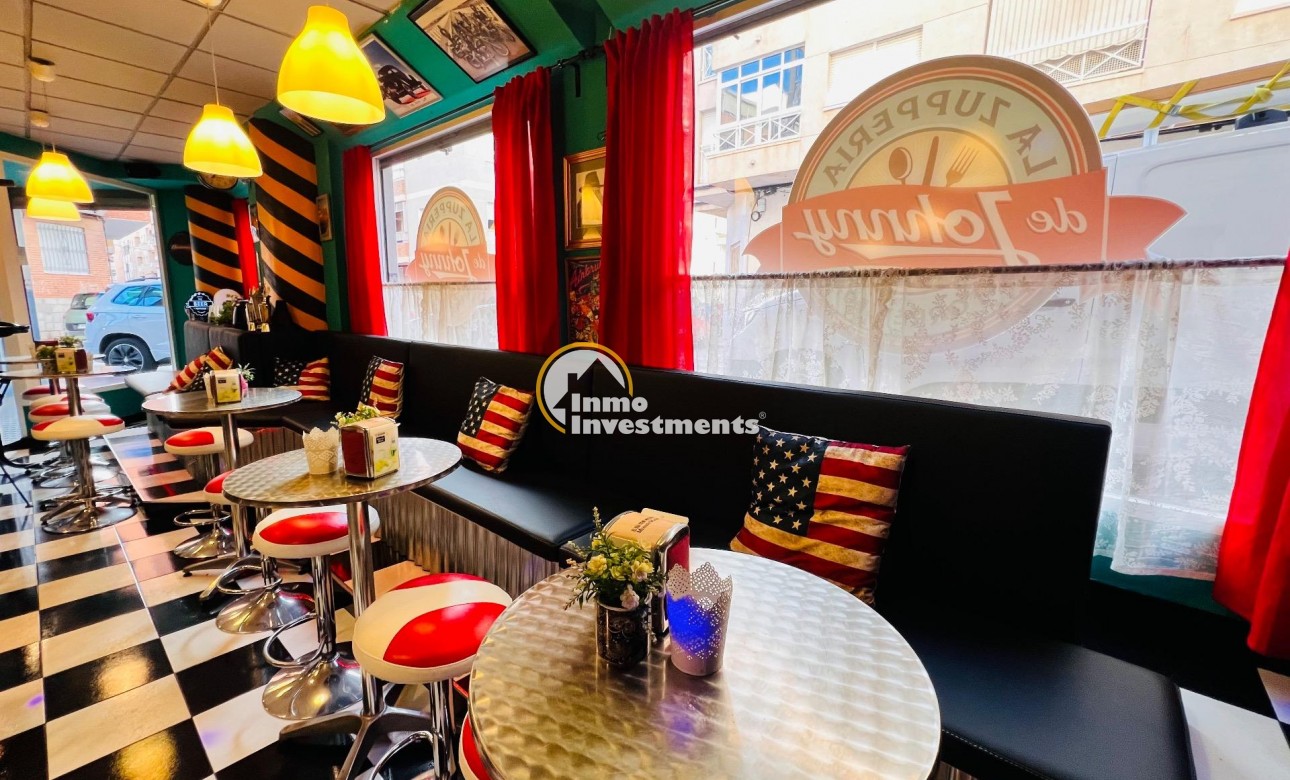 Resale - Commercial - Torrevieja