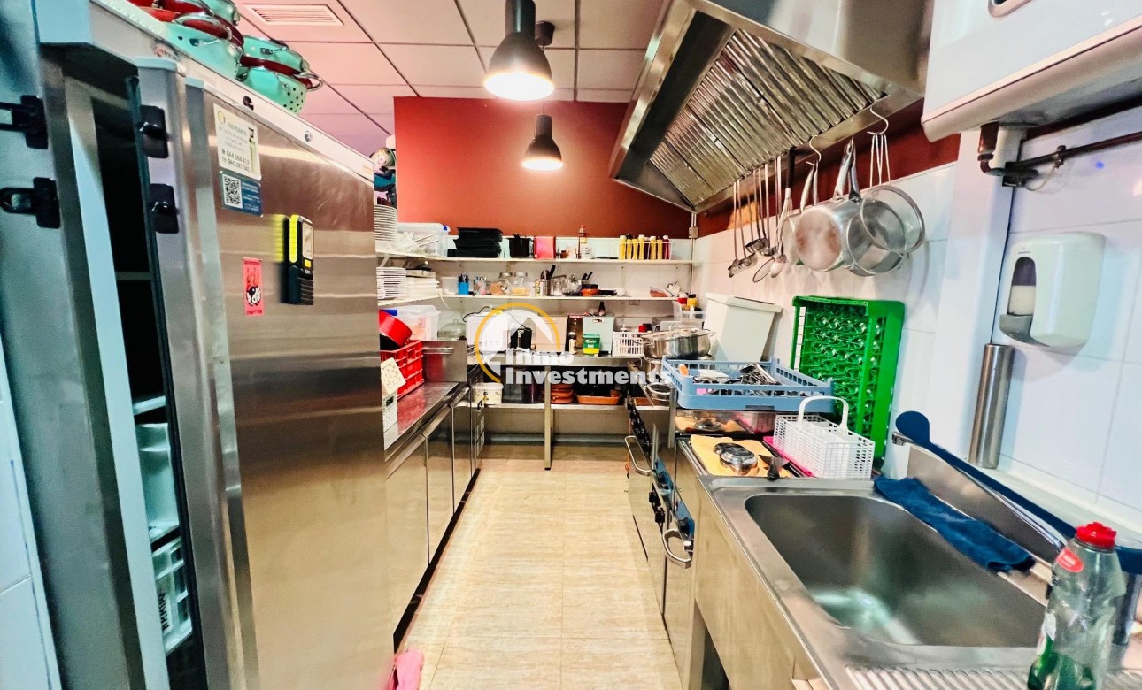 Resale - Commercial - Torrevieja