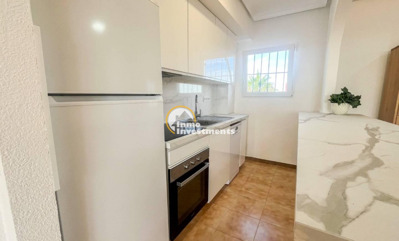 Resale - Apartment - Torrevieja - Punta Prima