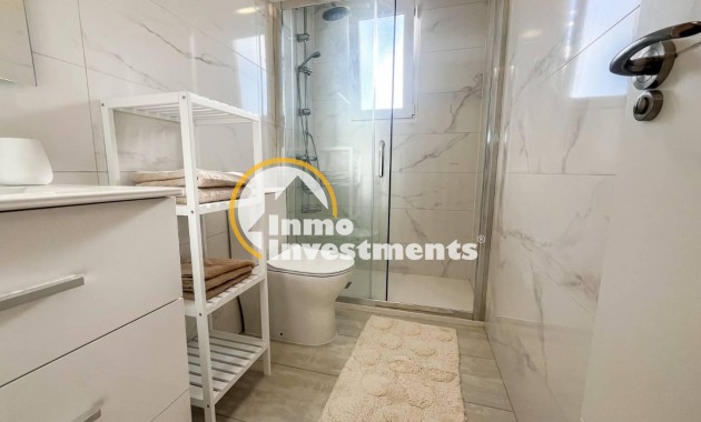 Resale - Apartment - Torrevieja - Punta Prima