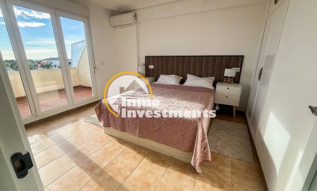 Resale - Apartment - Torrevieja - Punta Prima