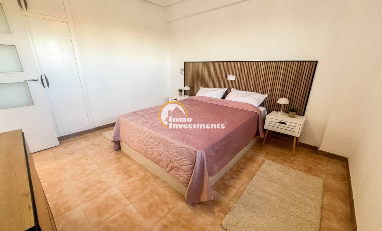 Resale - Apartment - Torrevieja - Punta Prima