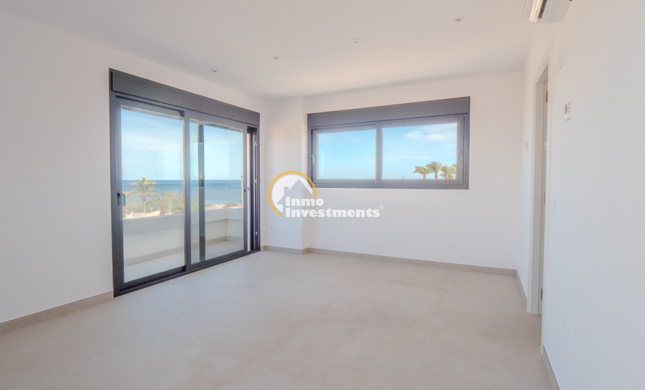 Resale - Villa - La Manga Del Mar Menor - Mar Menor