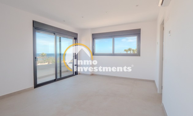 Resale - Villa - La Manga Del Mar Menor - Mar Menor