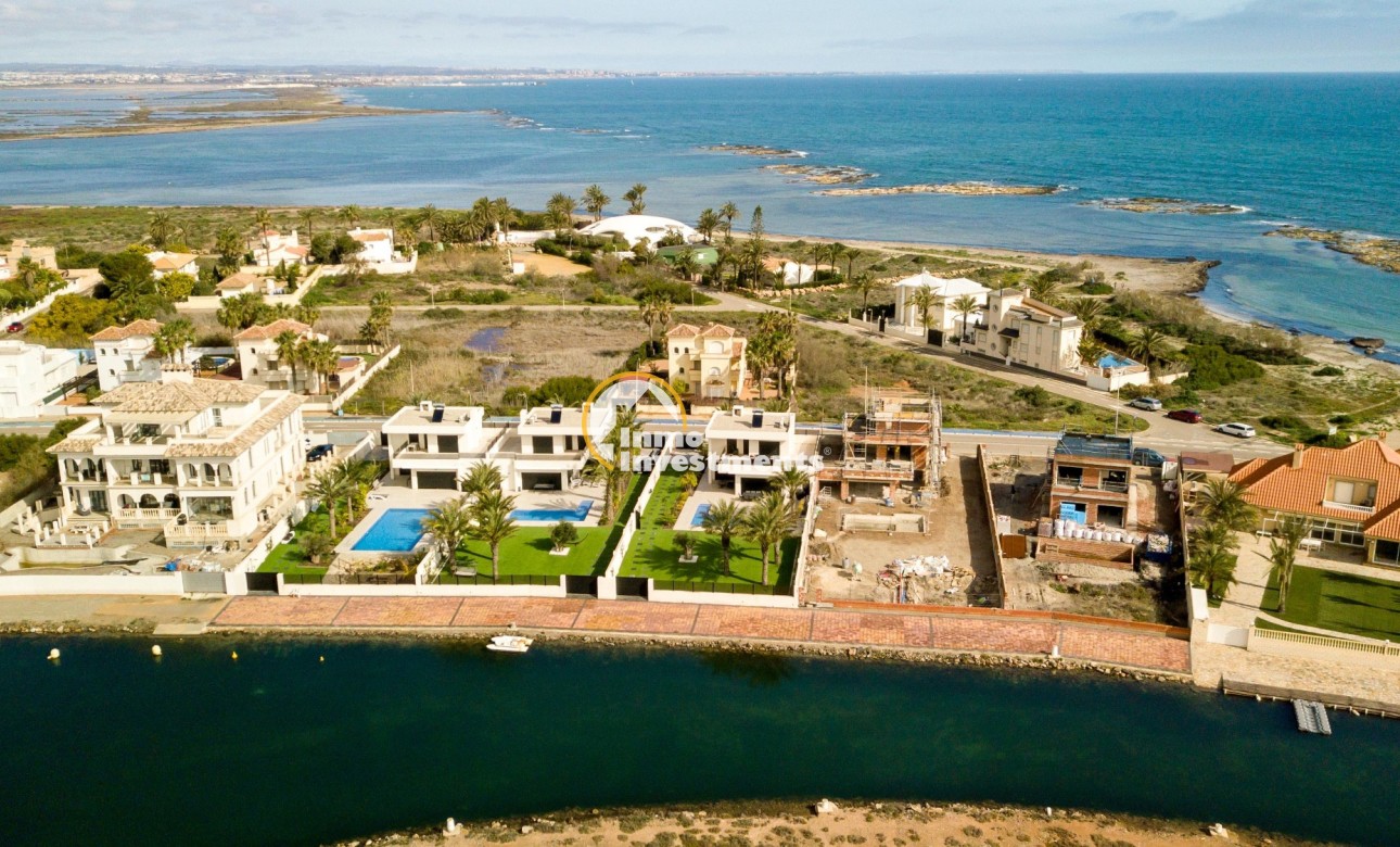 Resale - Villa - La Manga Del Mar Menor - Mar Menor