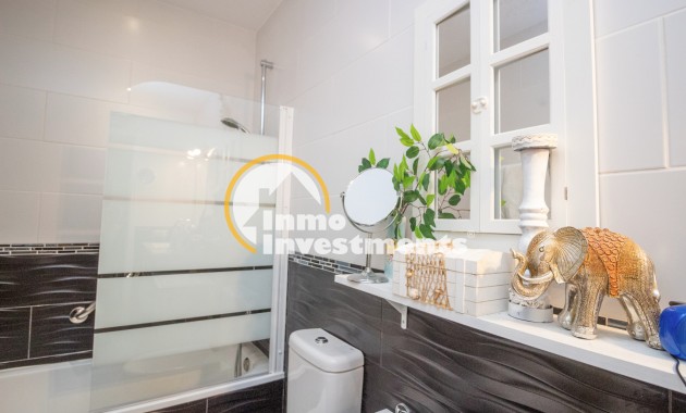 Till salu - Parhus - Villamartin - Fortuna