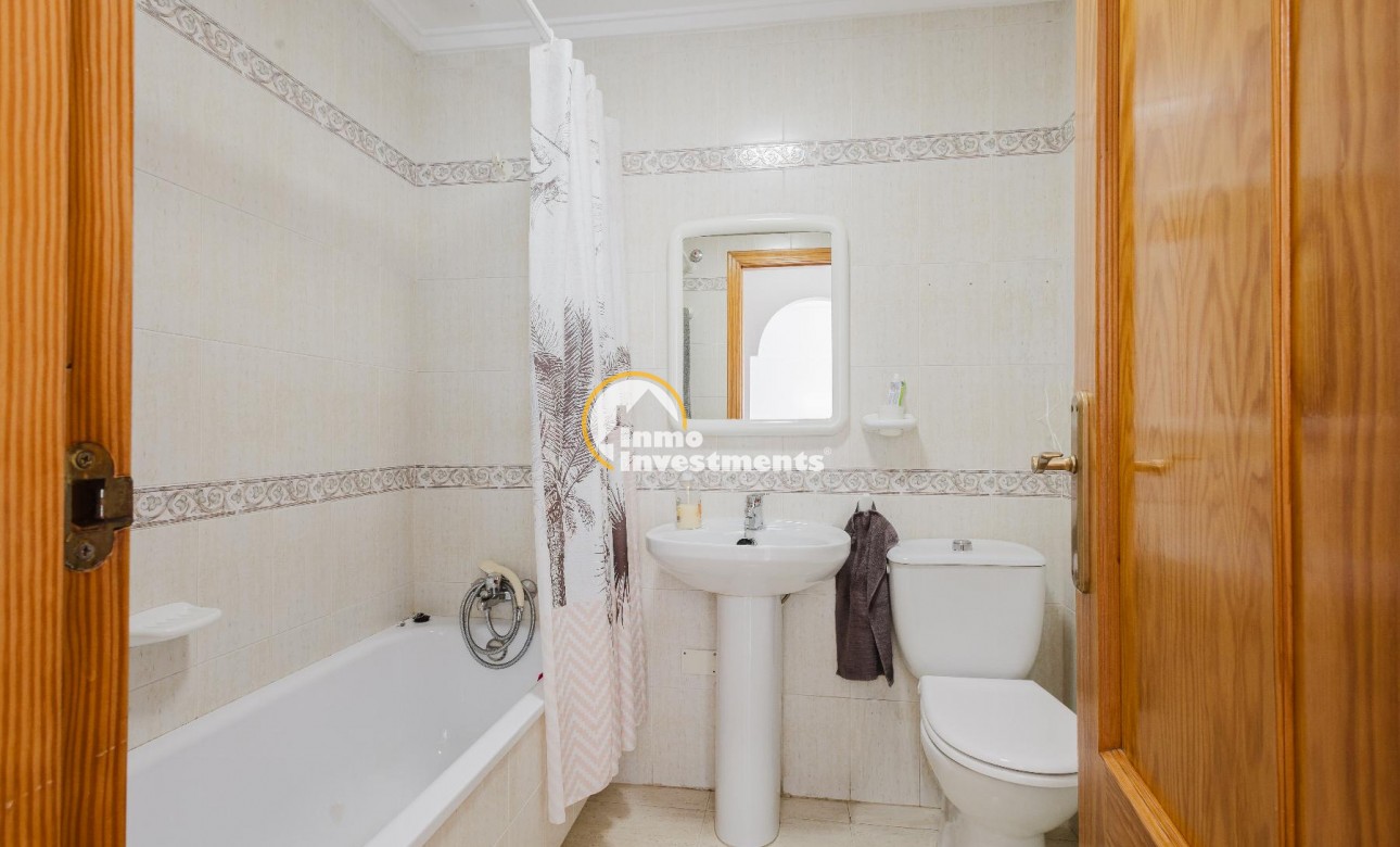 Resale - Bungalow - Torrevieja - PARQUE DE LAS NACIONES