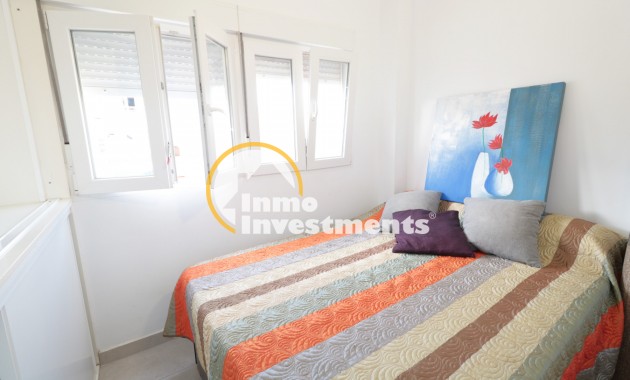 Resale - Apartment - Torrevieja - Beach