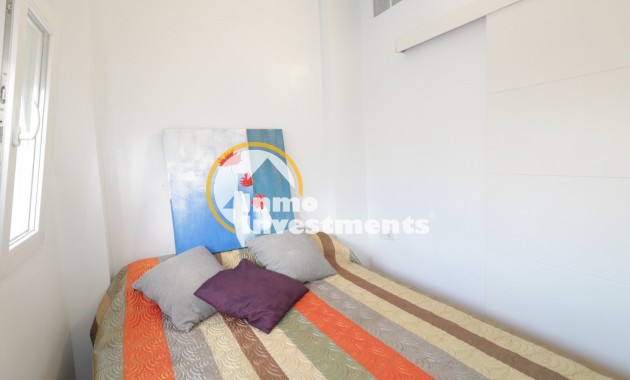 Resale - Apartment - Torrevieja - Beach