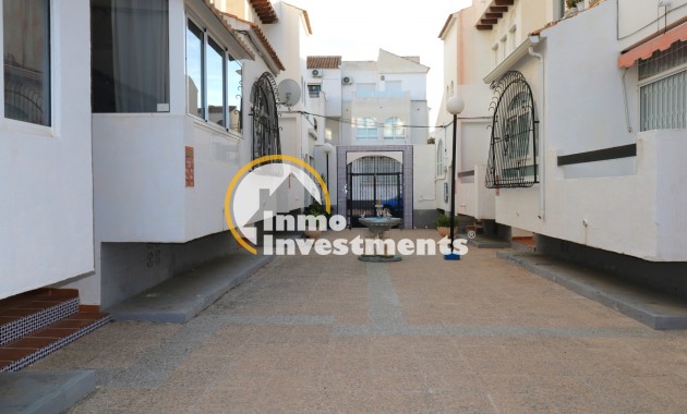 Resale - Apartment - Torrevieja - Beach