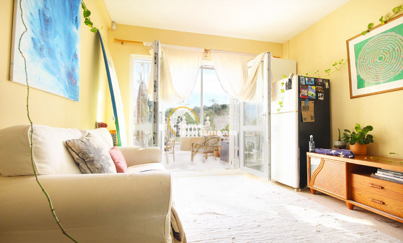 Resale - Town house - Villamartin - Las Filipinas