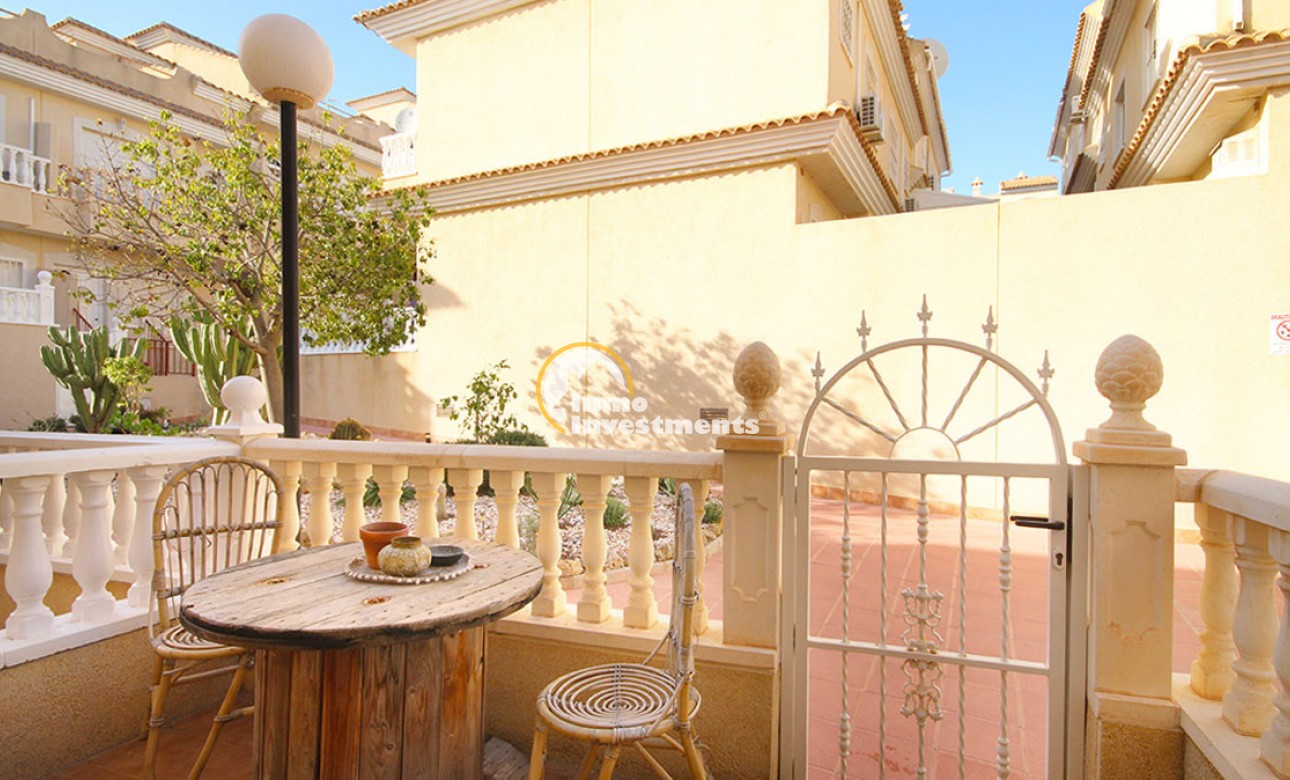 Resale - Town house - Villamartin - Las Filipinas