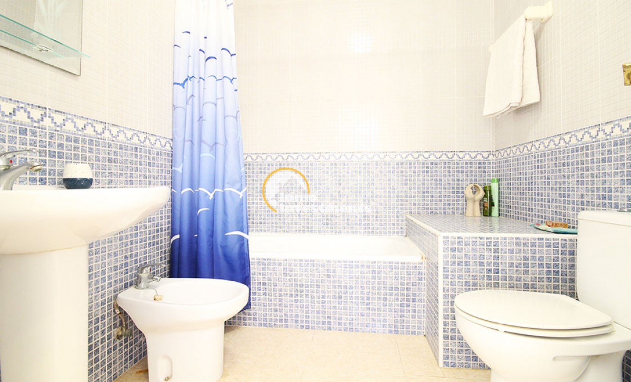 Resale - Town house - Villamartin - Las Filipinas