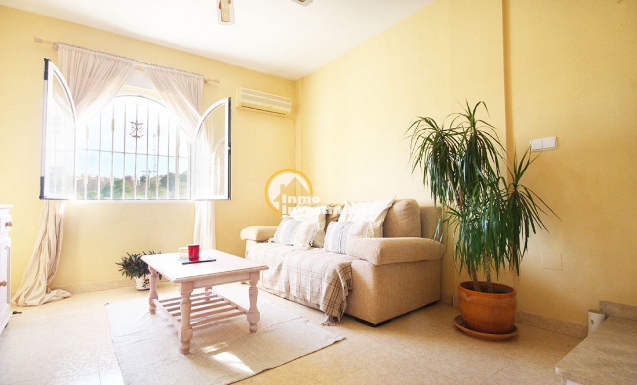 Resale - Town house - Villamartin - Las Filipinas