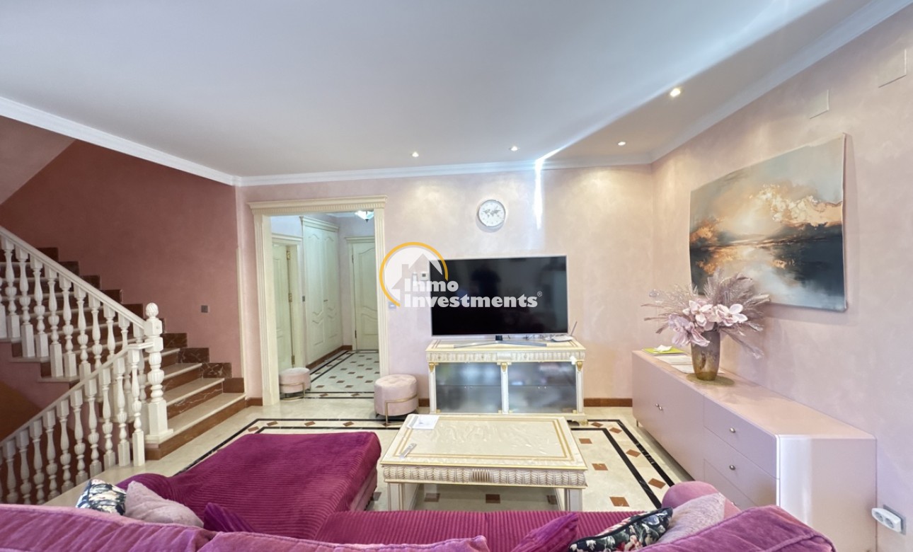 Till salu - Villa - Cabo Roig - Beachside