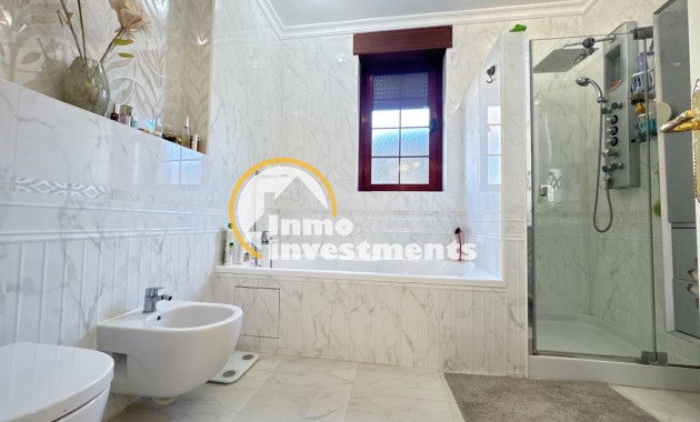 Till salu - Villa - Cabo Roig - Beachside