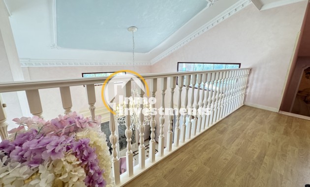 Till salu - Villa - Cabo Roig - Beachside