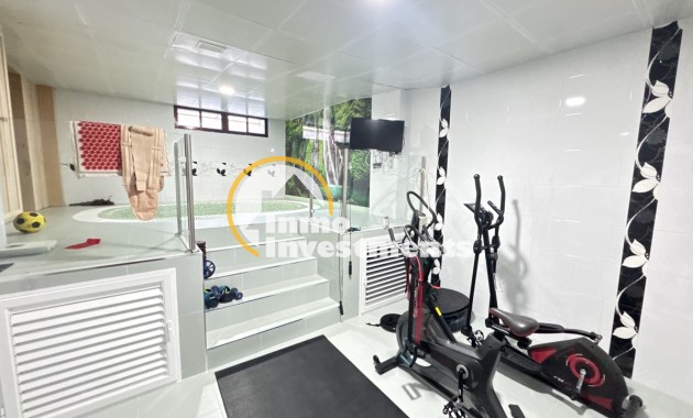 Till salu - Villa - Cabo Roig - Beachside