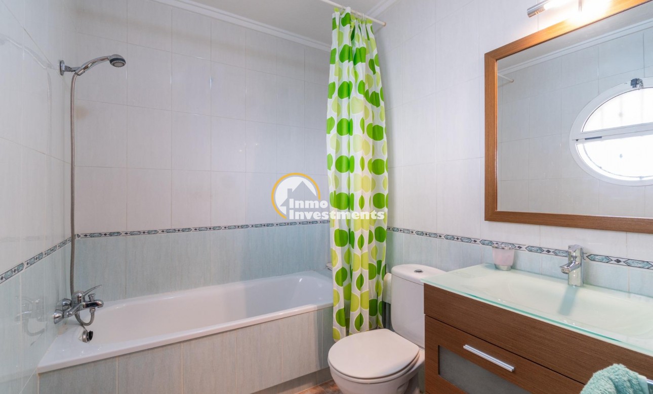 Till salu - Quad House - Playa Flamenca