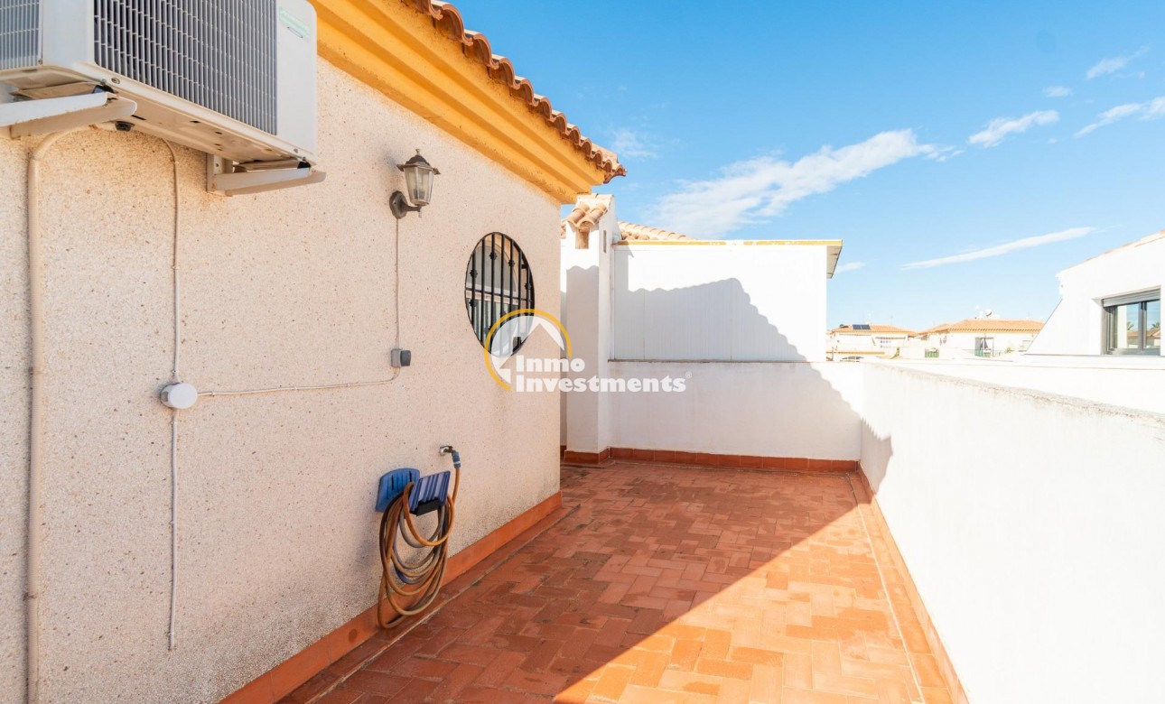 Till salu - Quad House - Playa Flamenca