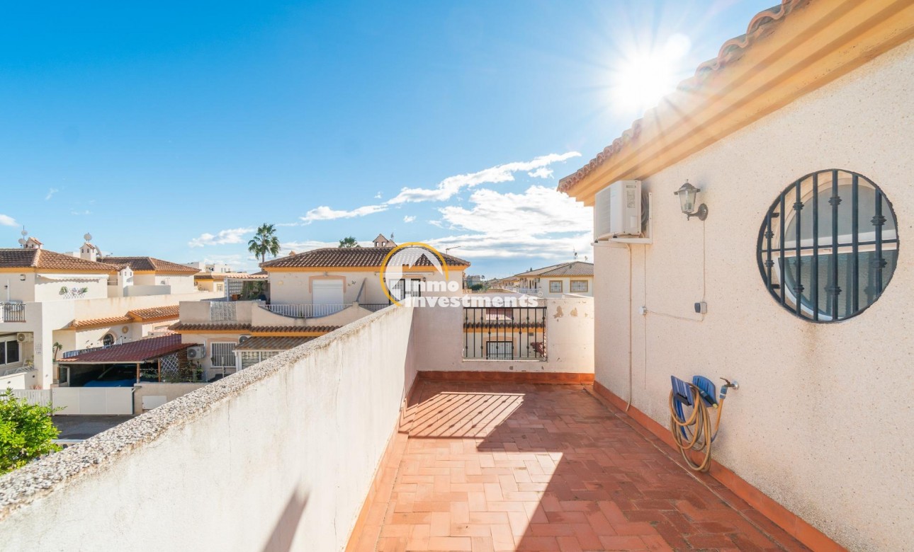 Till salu - Quad House - Playa Flamenca