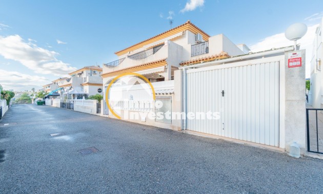 Till salu - Quad House - Playa Flamenca