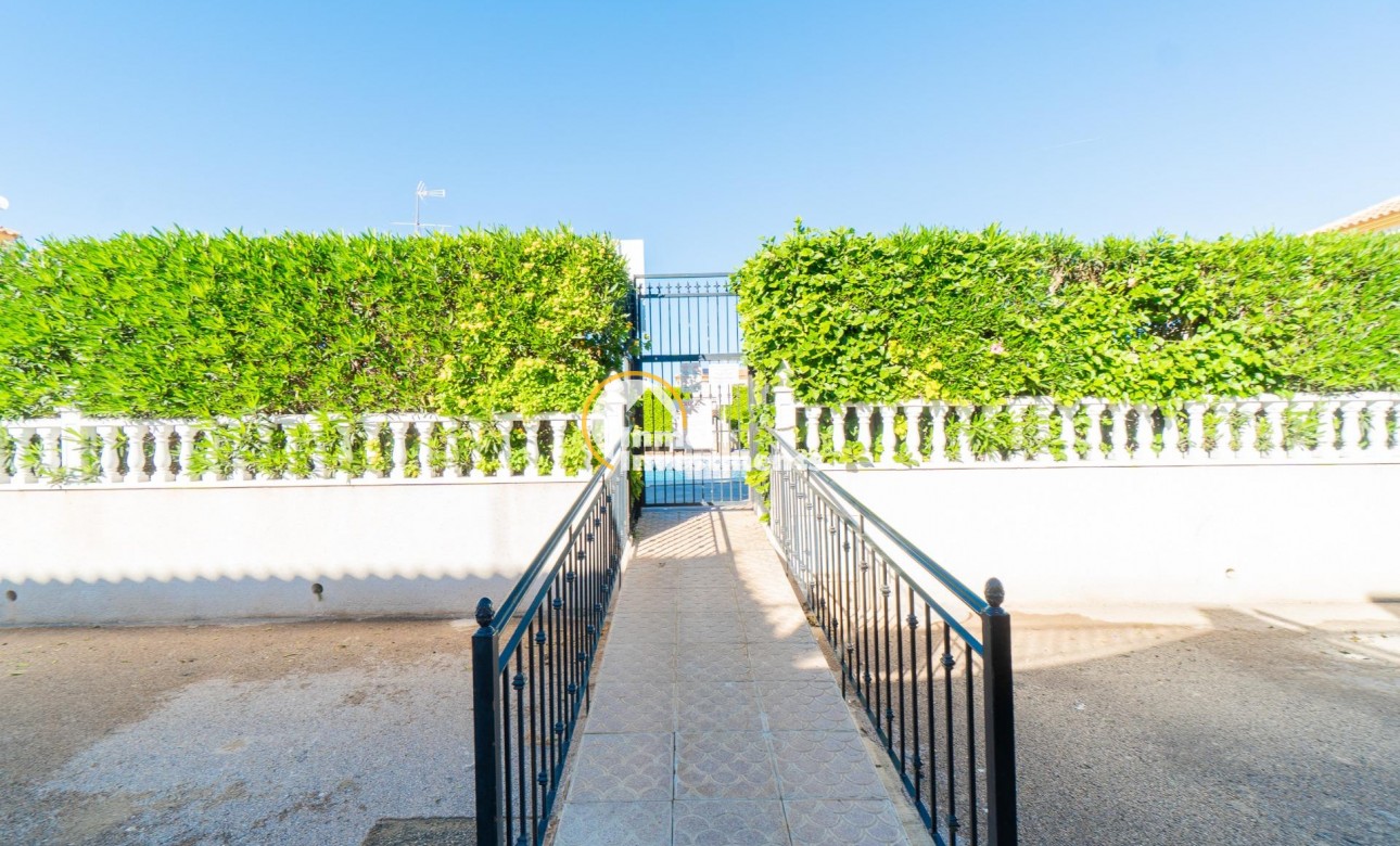 Till salu - Quad House - Playa Flamenca