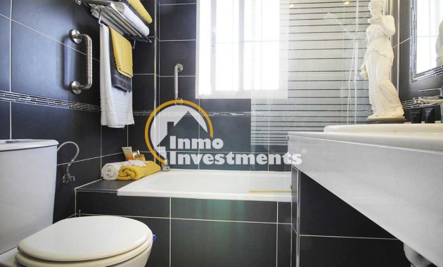 Till salu - Villa - Villamartin - Bosque de las Lomas 