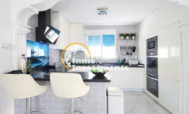 Till salu - Villa - Villamartin - Bosque de las Lomas 