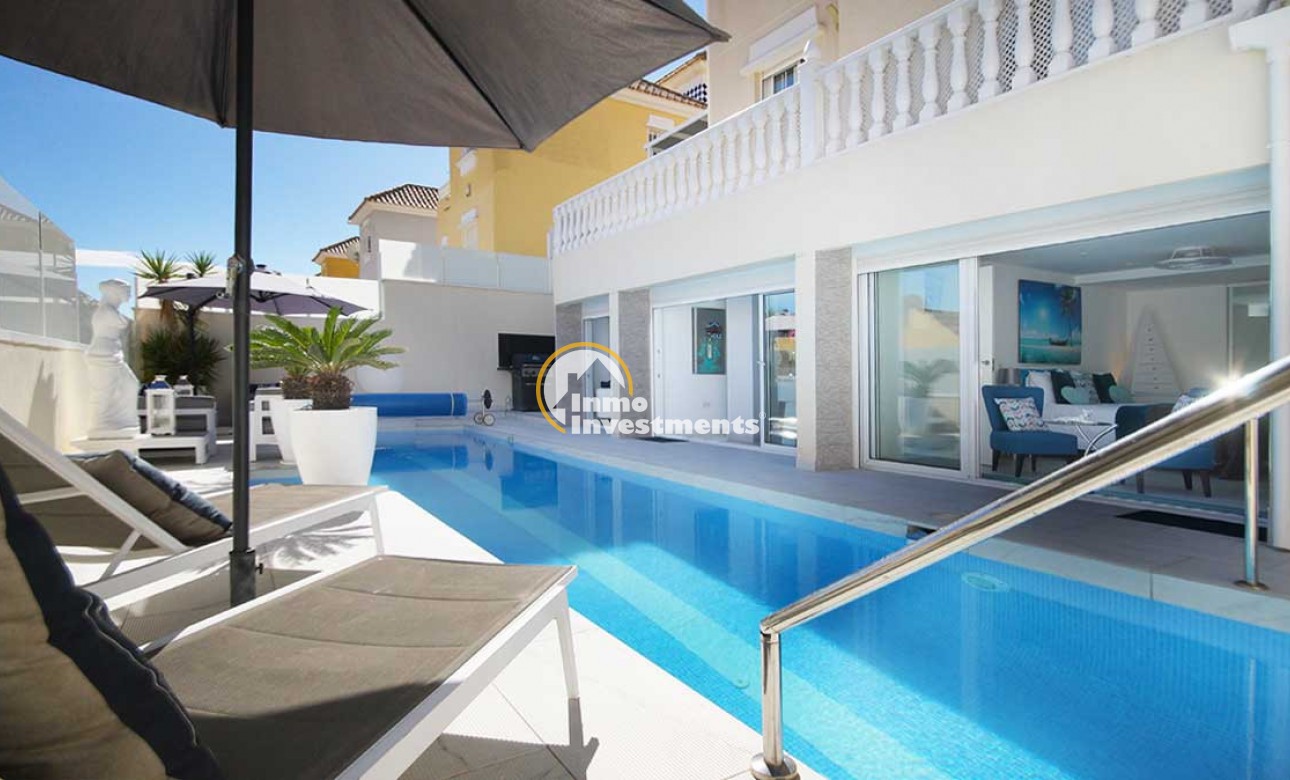 Till salu - Villa - Villamartin - Bosque de las Lomas 