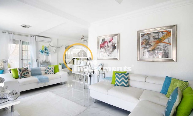 Till salu - Villa - Villamartin - Bosque de las Lomas 